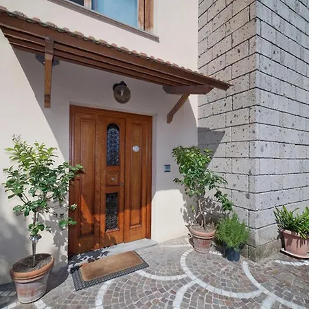 Oda ve Kahvaltı Gocce Di Limone